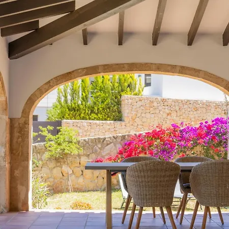 別荘 In Denia: Beachfront With Bbq デニア
