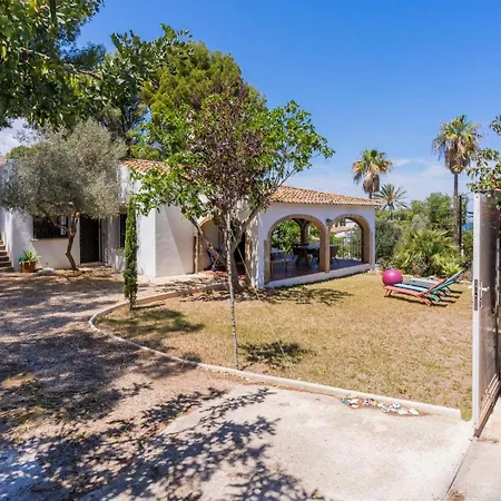 In Denia: Beachfront With Bbq 펜션 *