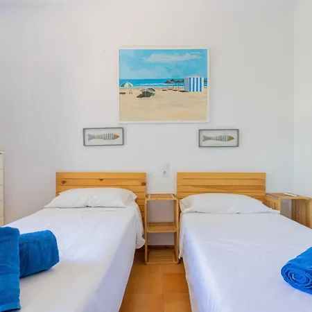 In Denia: Beachfront With Bbq 펜션 *