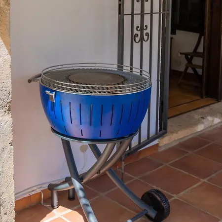 In Denia: Beachfront With Bbq 펜션 *