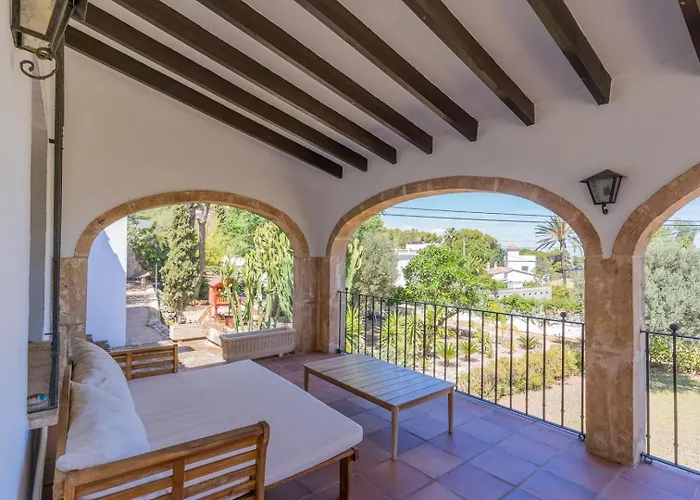 Semesterbostad In Denia: Beachfront With Bbq *