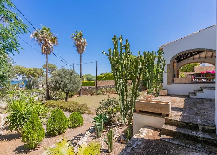 In Denia: Beachfront With Bbq Semesterbostad Denia