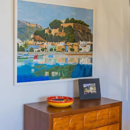 In Denia: Beachfront With Bbq * دينايا