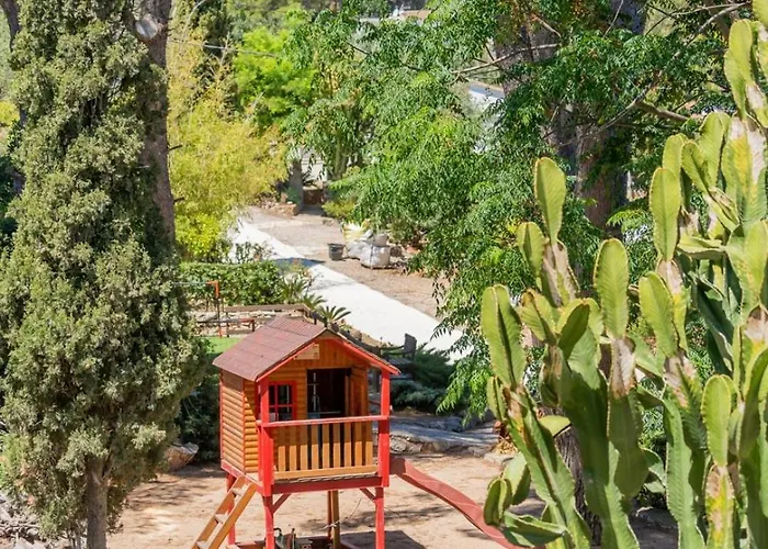 In Denia: Beachfront With Bbq בית נופש