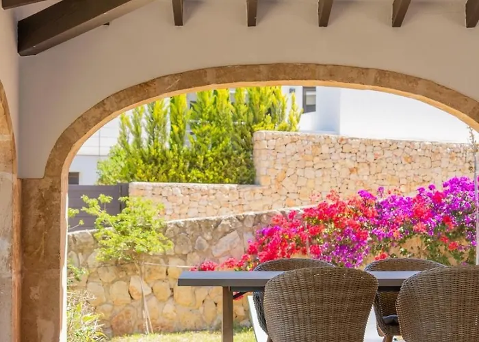 בית נופש In Denia: Beachfront With Bbq דניה